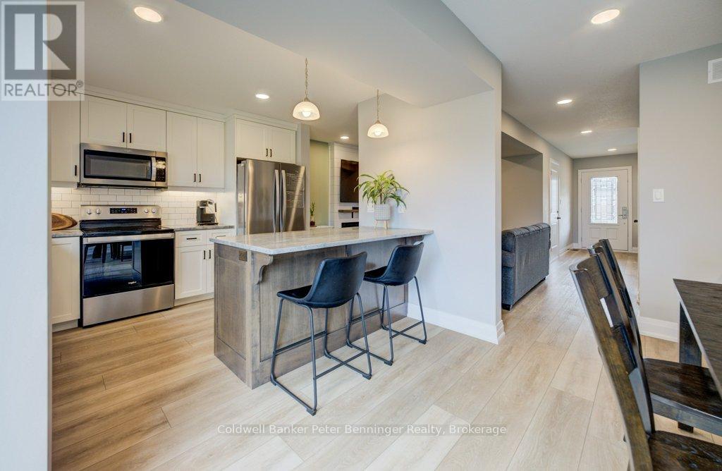 126 Second Street, Brockton, Ontario  N0G 2V0 - Photo 10 - X12984656