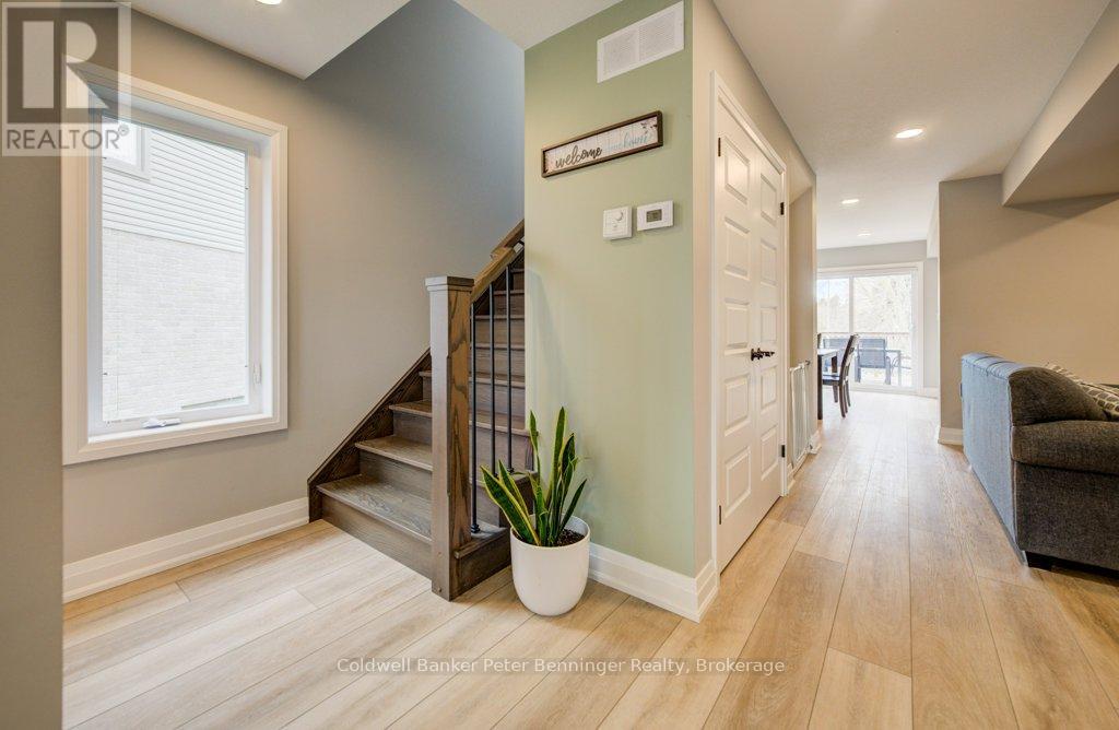 126 Second Street, Brockton, Ontario  N0G 2V0 - Photo 8 - X12984656