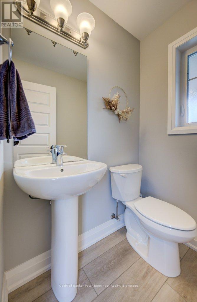 126 Second Street, Brockton, Ontario  N0G 2V0 - Photo 9 - X12984656