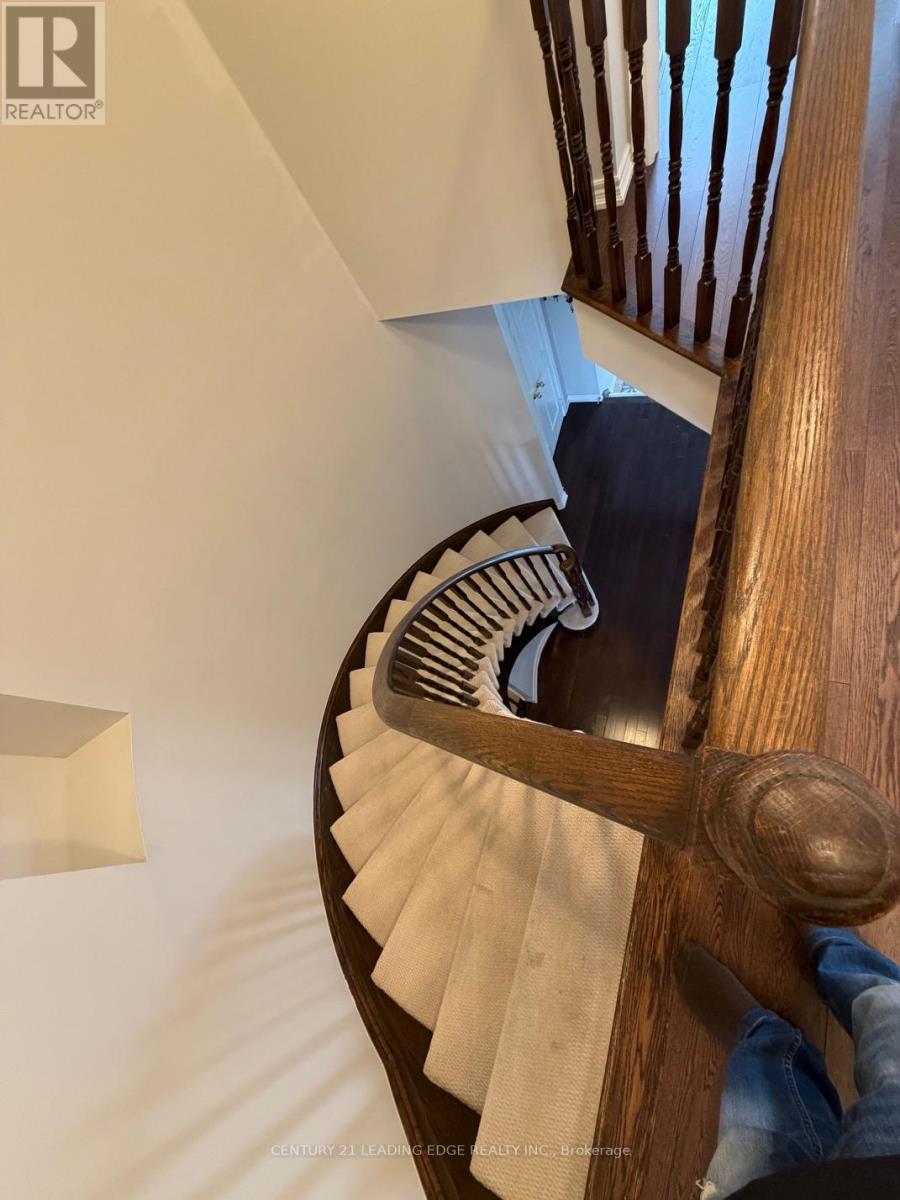 97 Thatcher Crescent, East Gwillimbury, Ontario  L9N 0B9 - Photo 17 - N12883994