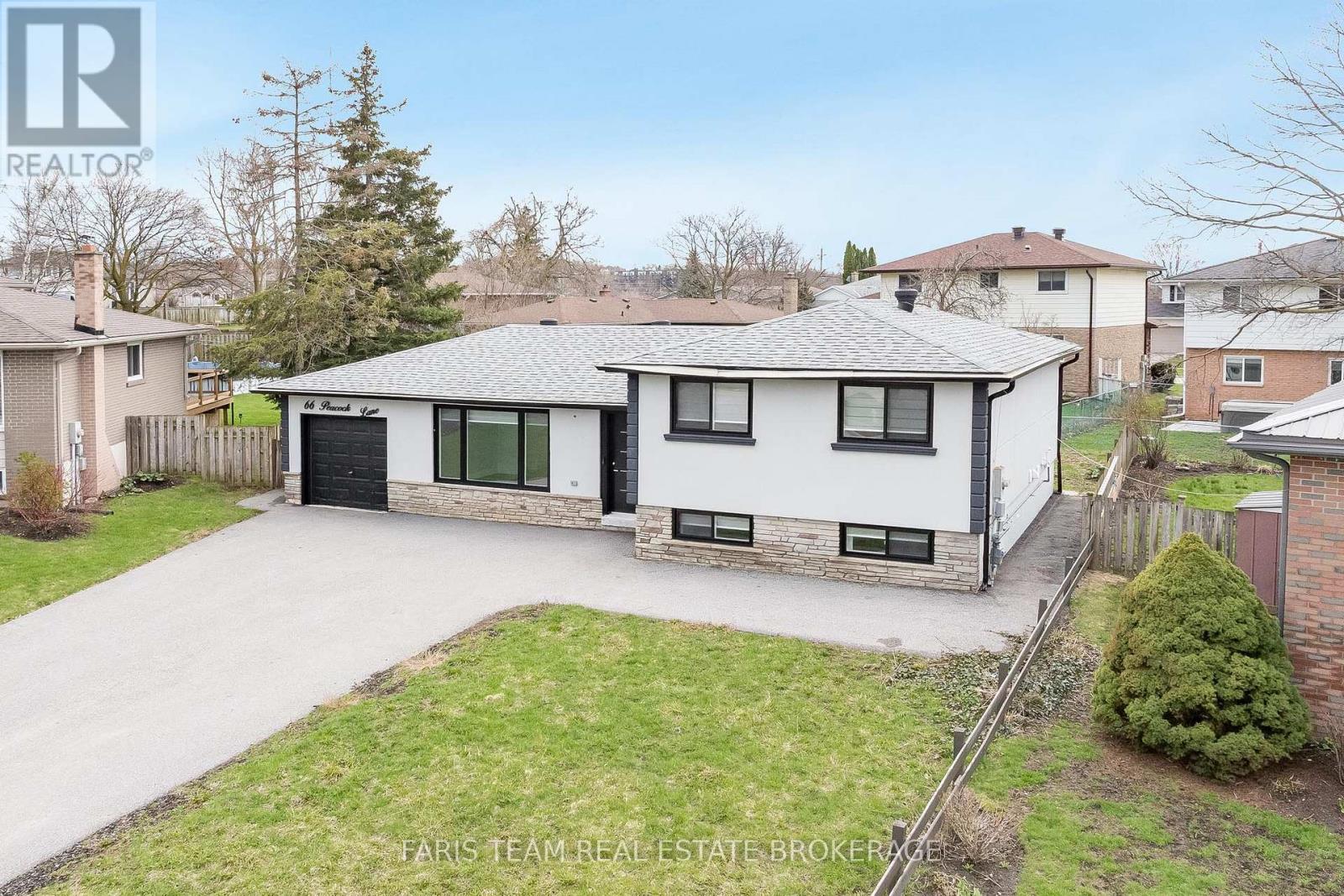 66 PEACOCK LANE, Barrie, Ontario