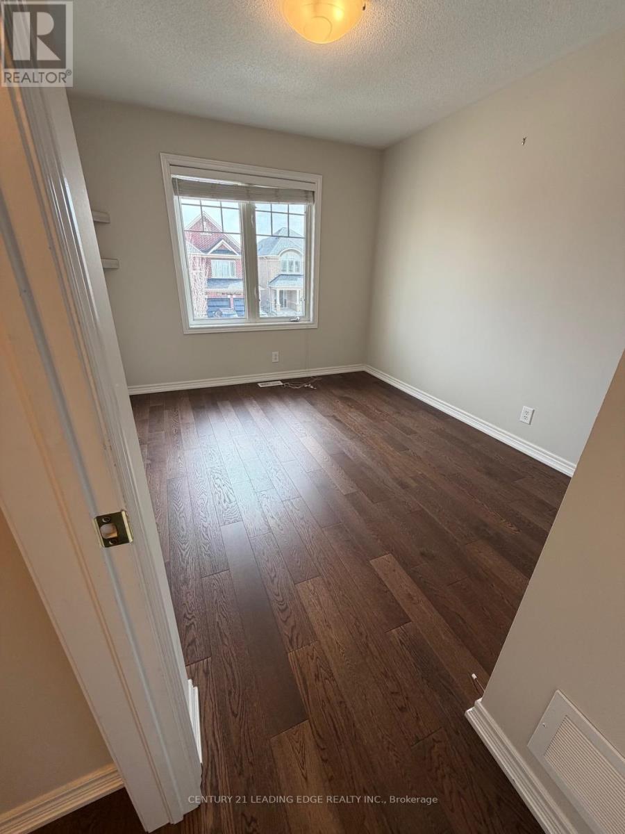 97 Thatcher Crescent, East Gwillimbury, Ontario  L9N 0B9 - Photo 19 - N12883994