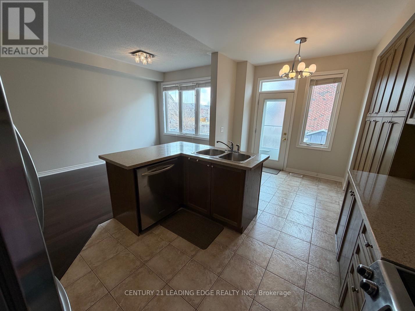 97 Thatcher Crescent, East Gwillimbury, Ontario  L9N 0B9 - Photo 28 - N12883994