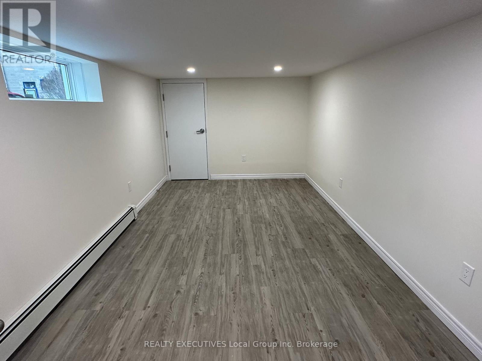 272 First Avenue W, North Bay, Ontario  P1B 3C1 - Photo 12 - X13047008