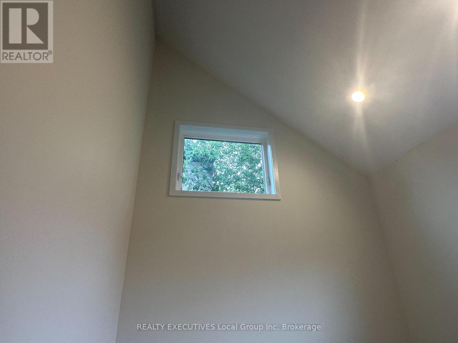 272 First Avenue W, North Bay, Ontario  P1B 3C1 - Photo 37 - X13047008