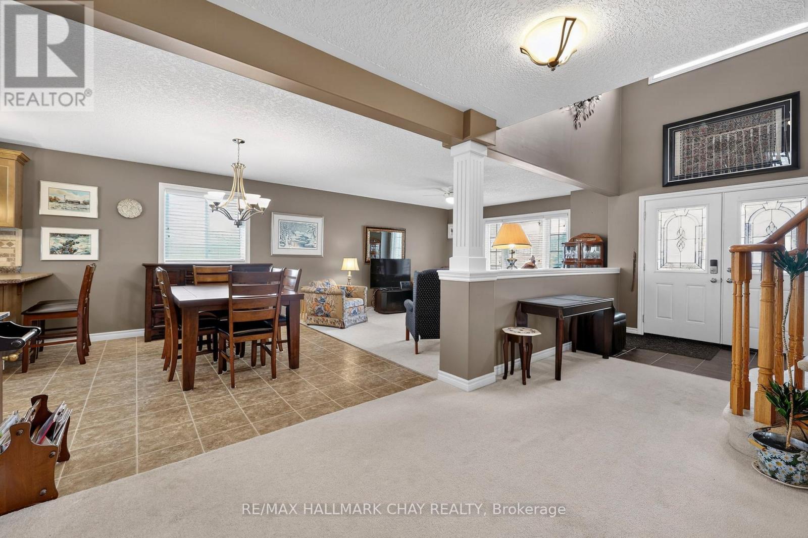 16 Sheppard Drive, Tay, Ontario  L0K 2A0 - Photo 8 - S12904592