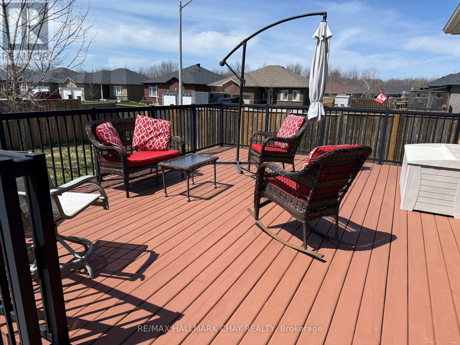 16 Sheppard Drive, Tay, Ontario  L0K 2A0 - Photo 2 - S12904592