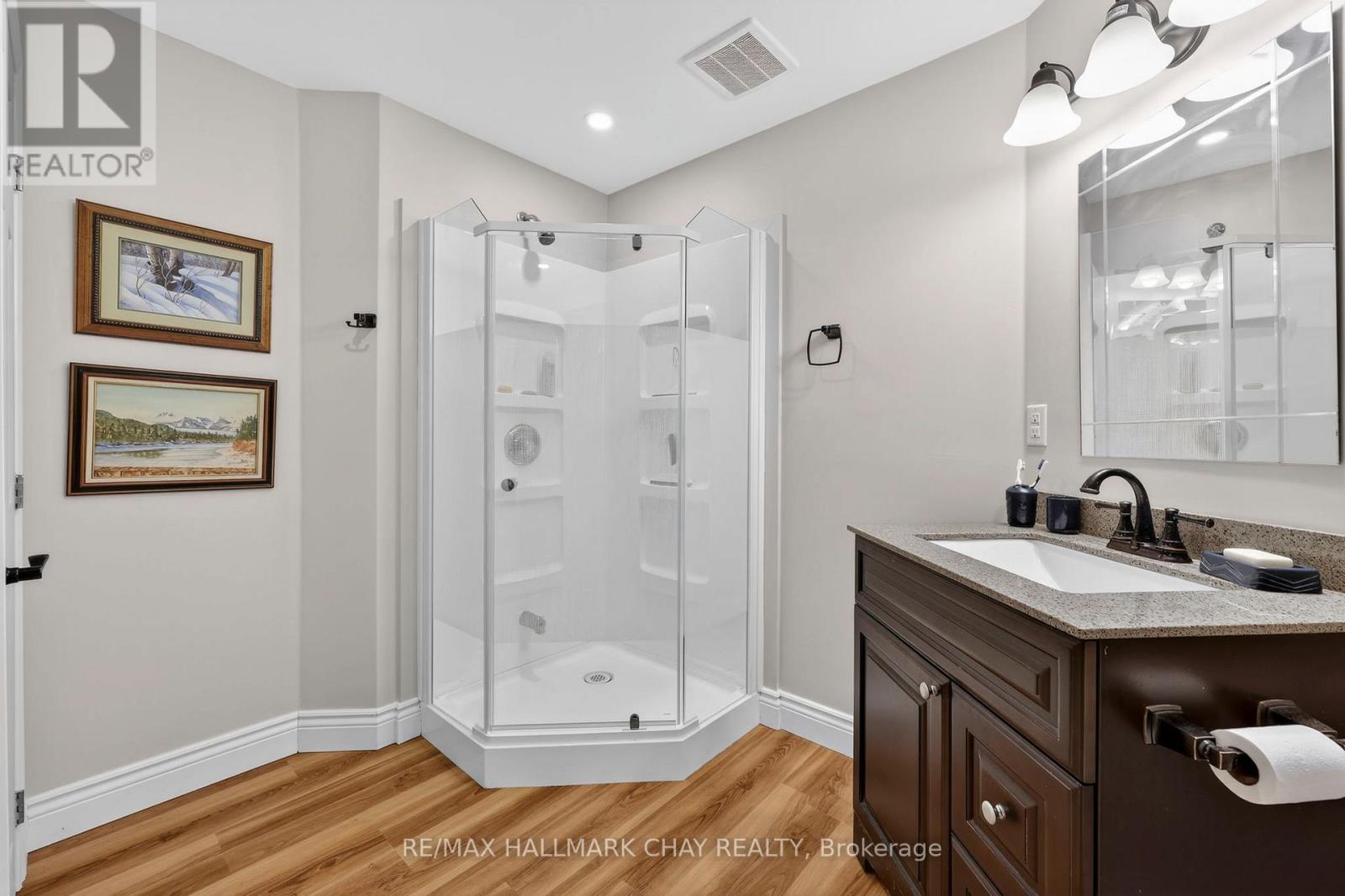 16 Sheppard Drive, Tay, Ontario  L0K 2A0 - Photo 27 - S12904592