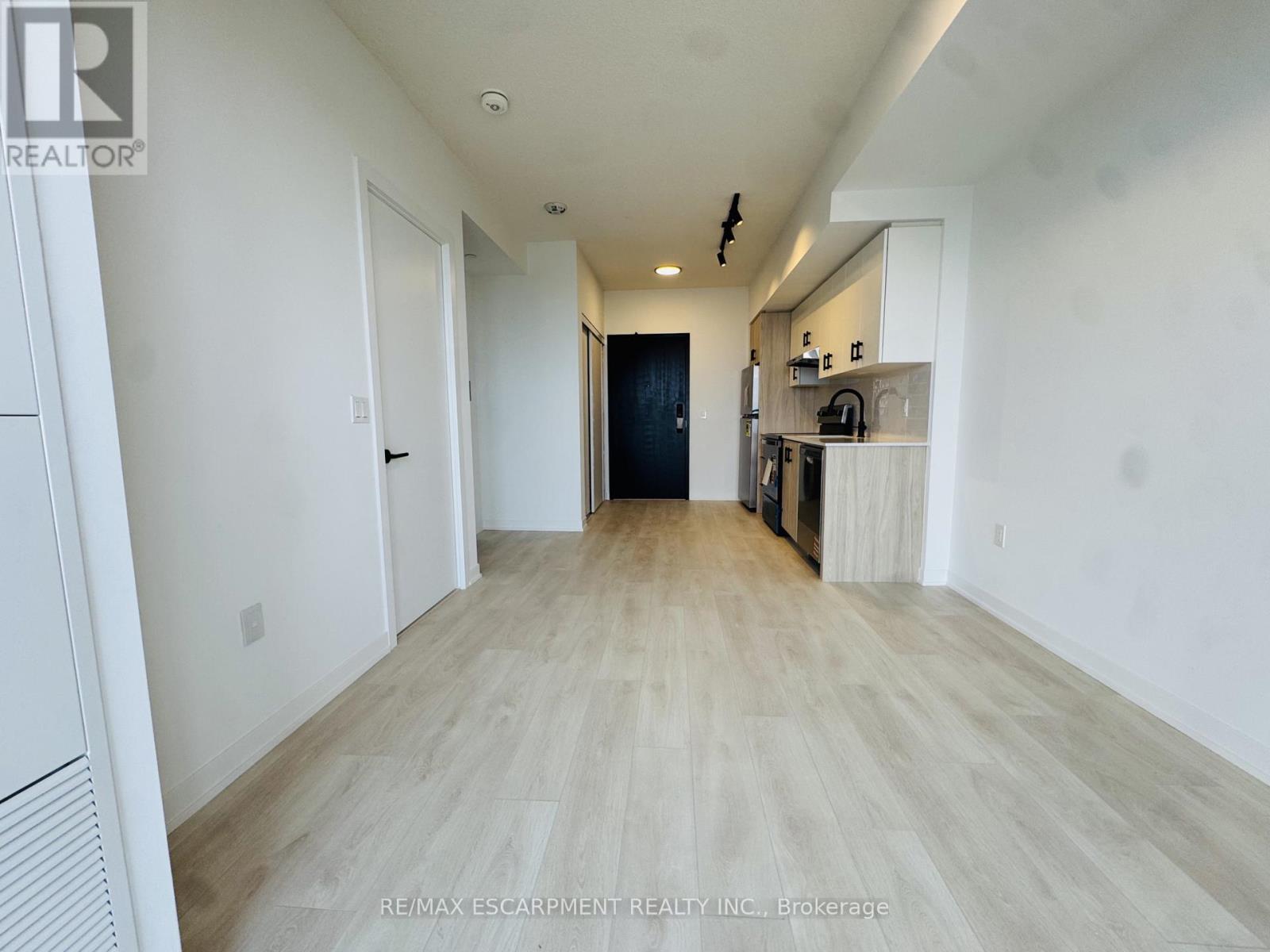 C1108 - 4878 Powers Common, Burlington, Ontario  L7M 2B4 - Photo 8 - W13037818