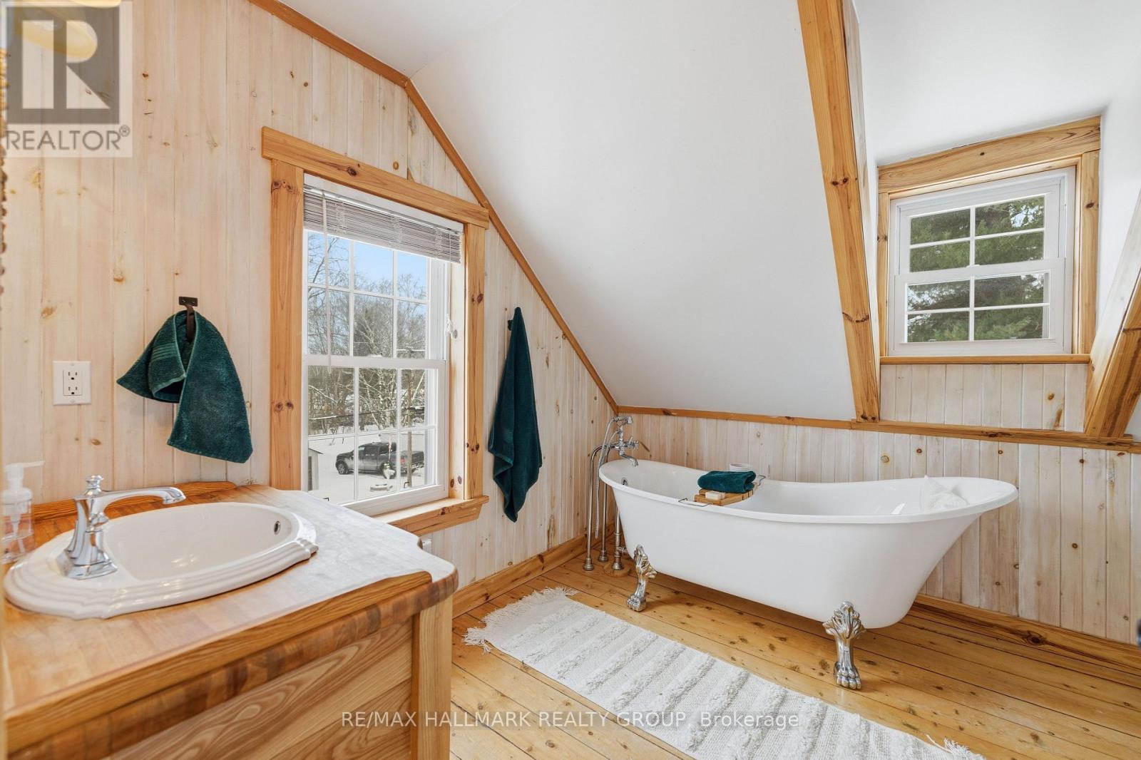 5196 County 10 Road, The Nation, Ontario  K0B 1G0 - Photo 32 - X12627174