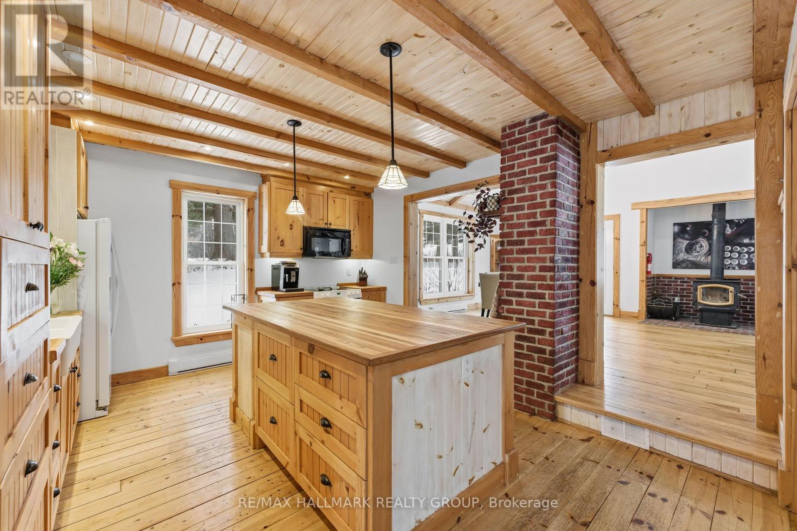 5196 County 10 Road, The Nation, Ontario  K0B 1G0 - Photo 8 - X12627174