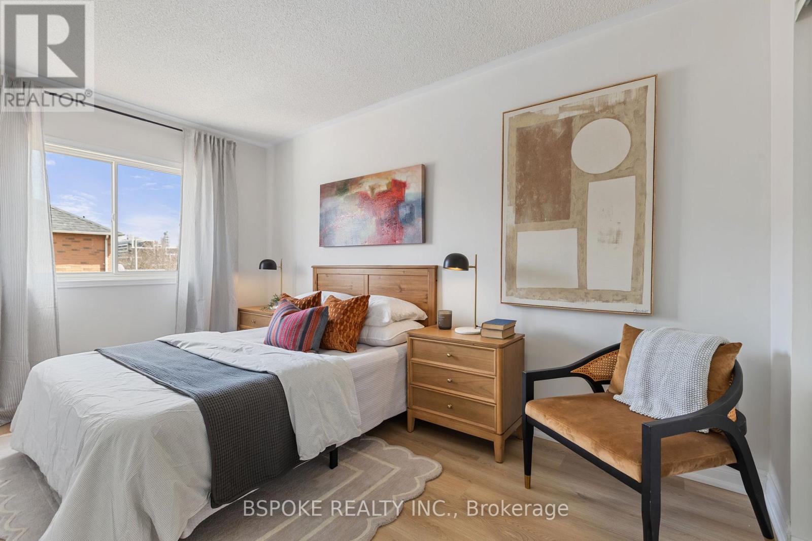 1099 Ossington Avenue, Toronto, Ontario  M6G 4B2 - Photo 16 - C13046858