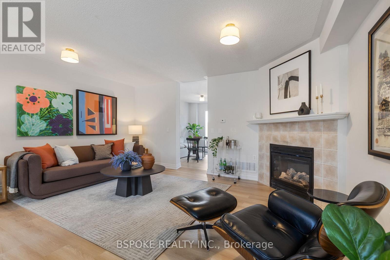 1099 Ossington Avenue, Toronto, Ontario  M6G 4B2 - Photo 4 - C13046858