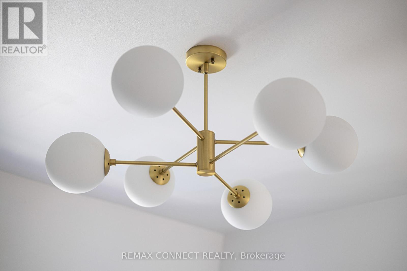 553 King Street E, Toronto, Ontario  M5A 1M5 - Photo 26 - C13047022