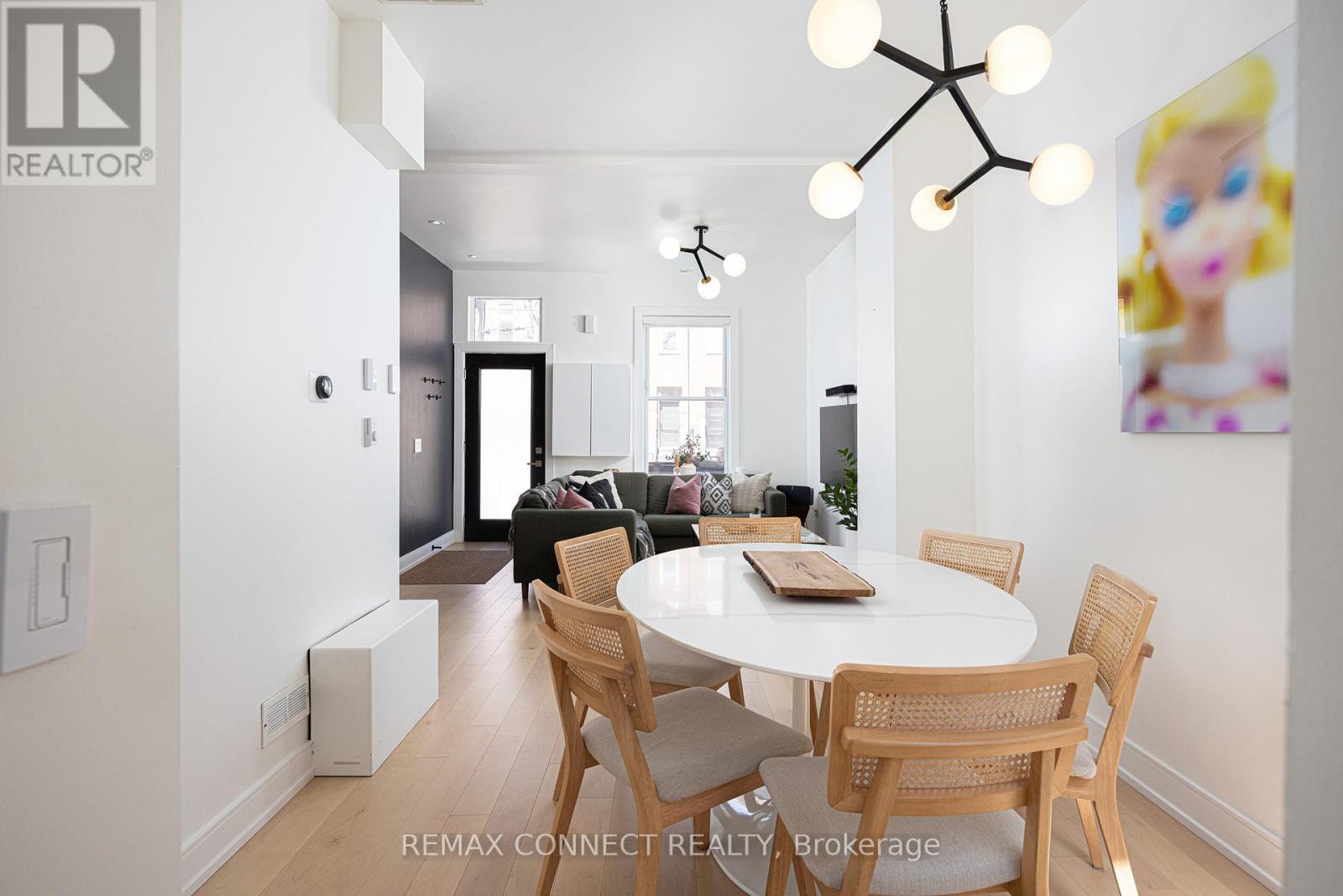 553 King Street E, Toronto, Ontario  M5A 1M5 - Photo 8 - C13047022