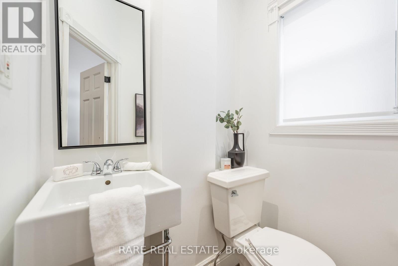 382 Rusholme Road, Toronto, Ontario  M6H 2Z5 - Photo 17 - C13047120