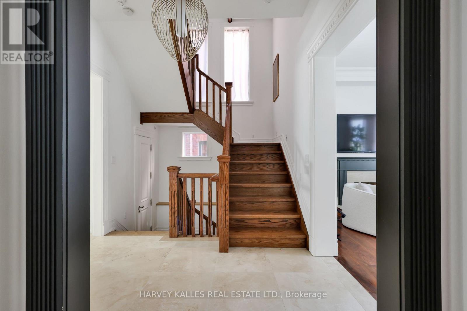 140 Bedford Road, Toronto, Ontario  M5R 2K2 - Photo 4 - C13047138