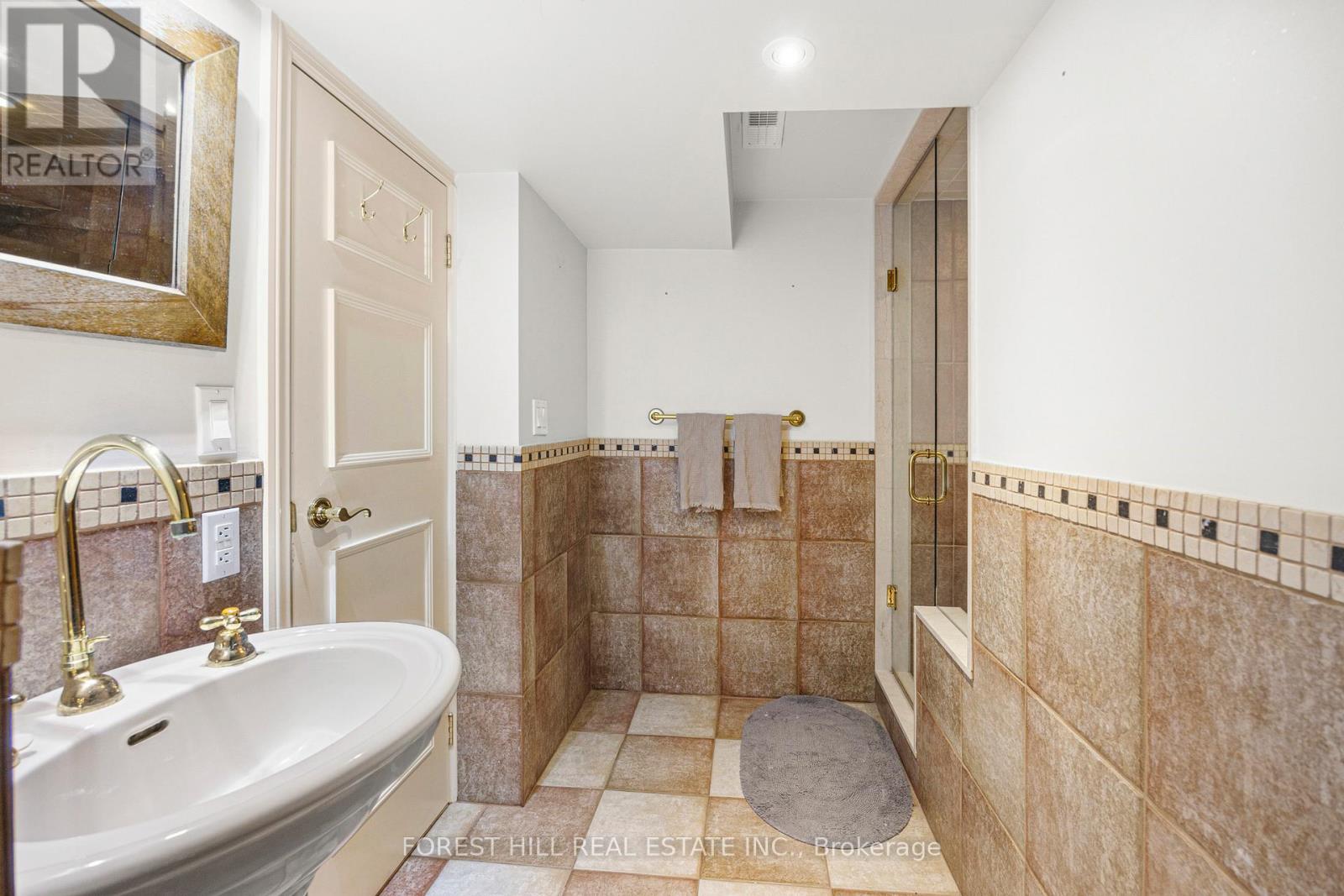 152 Lyndhurst Avenue, Toronto, Ontario  M5R 2Z9 - Photo 44 - C13047152