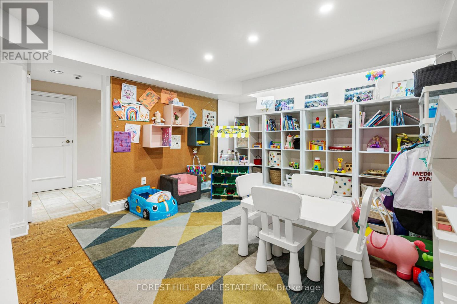 152 Lyndhurst Avenue, Toronto, Ontario  M5R 2Z9 - Photo 47 - C13047152