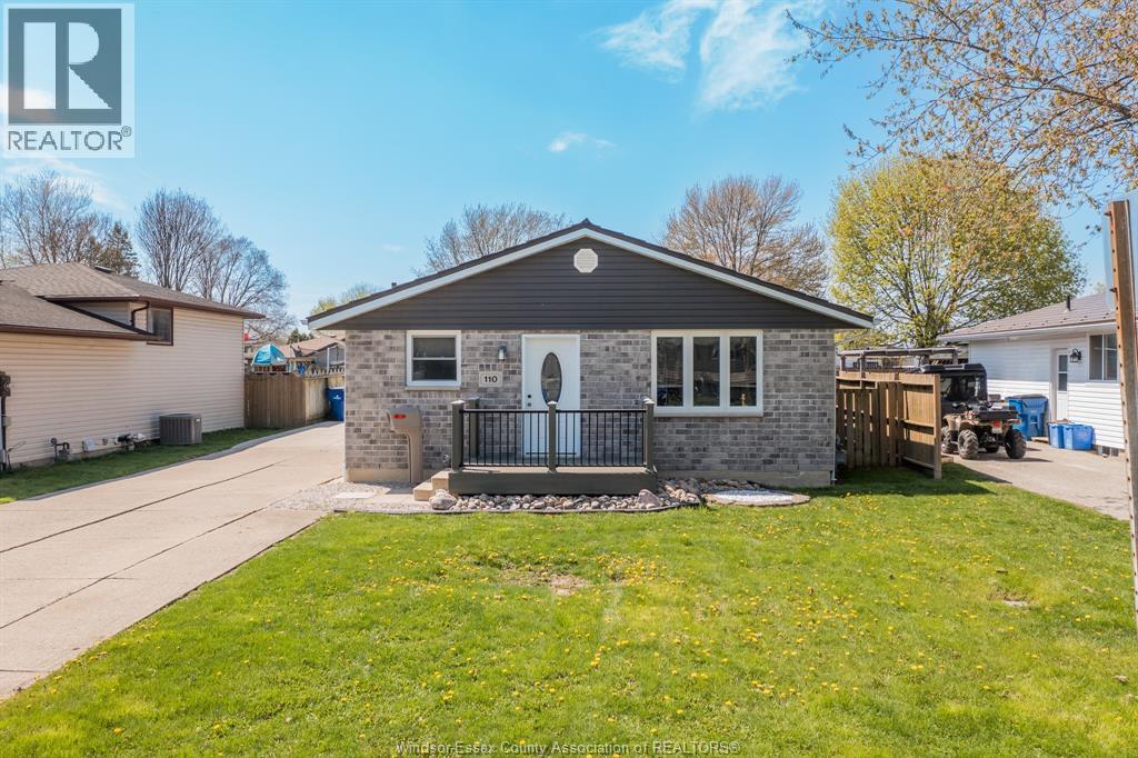 MLS# 26008959: 110 HIGHBURY CRESCENT, Wallaceburg, Canada