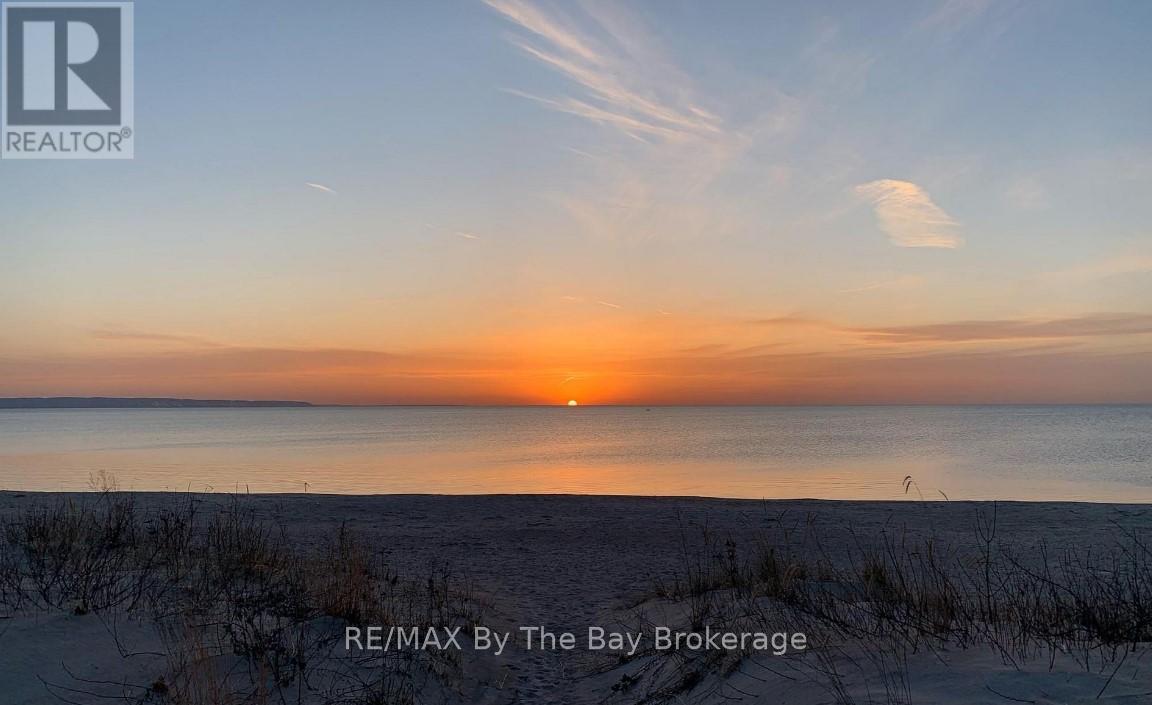 762 EASTDALE DRIVE, Wasaga Beach, Ontario