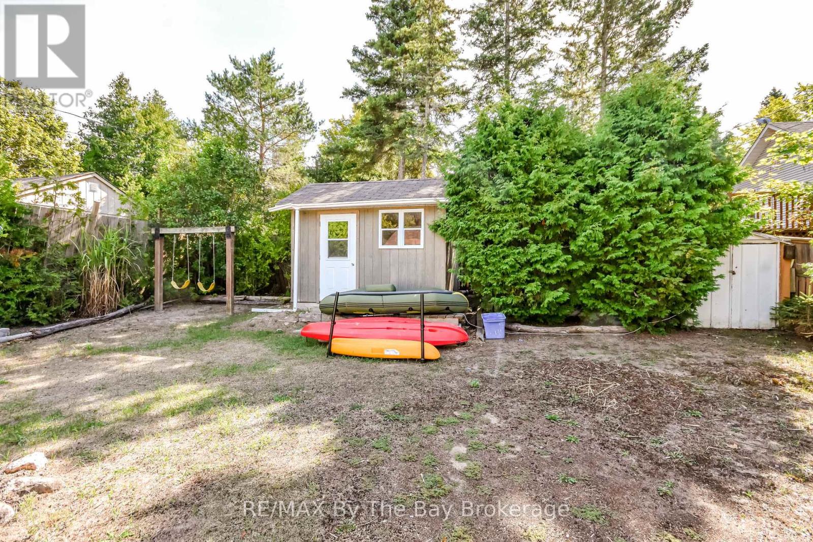 762 Eastdale Drive, Wasaga Beach, Ontario  L9Z 2R2 - Photo 35 - S13047052