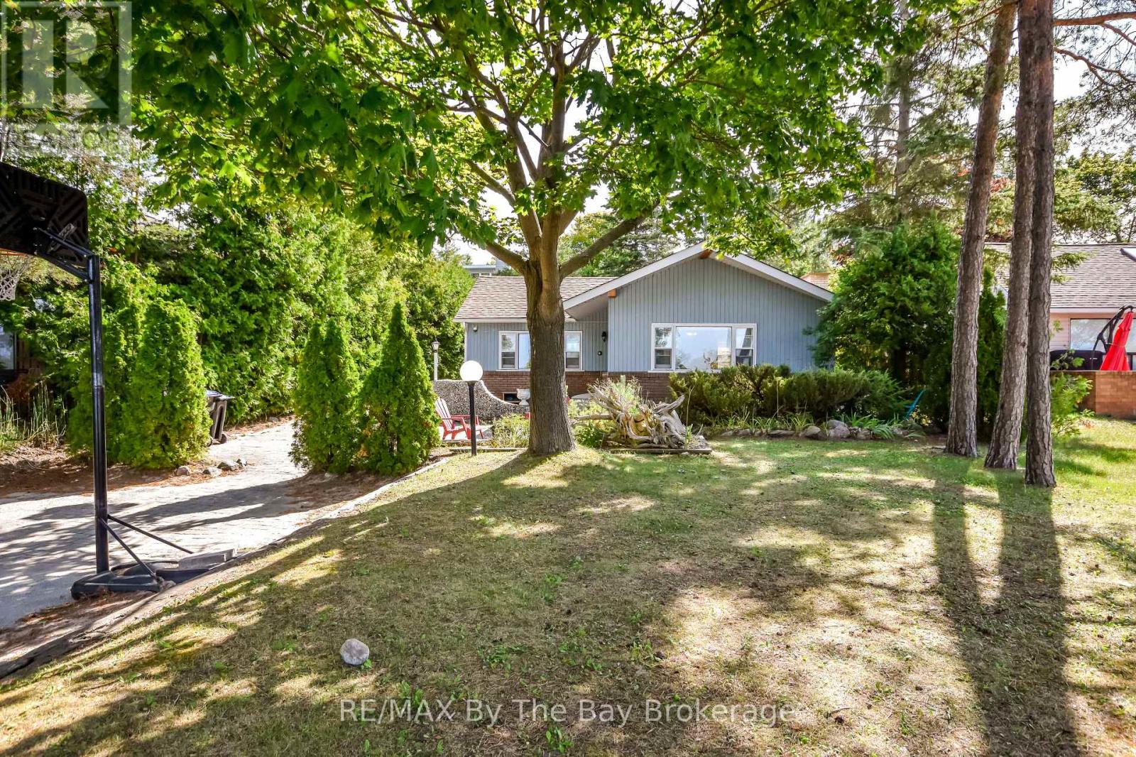 762 Eastdale Drive, Wasaga Beach, Ontario  L9Z 2R2 - Photo 38 - S13047052