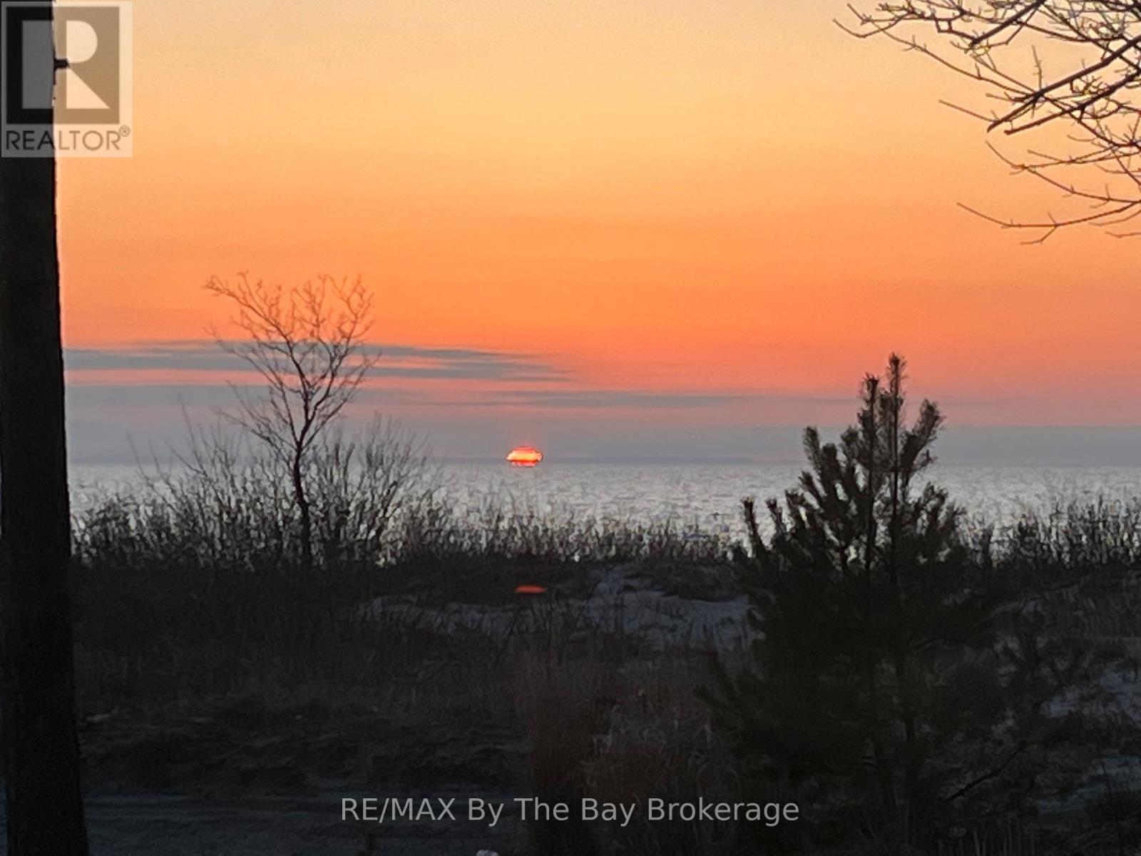 762 Eastdale Drive, Wasaga Beach, Ontario  L9Z 2R2 - Photo 40 - S13047052