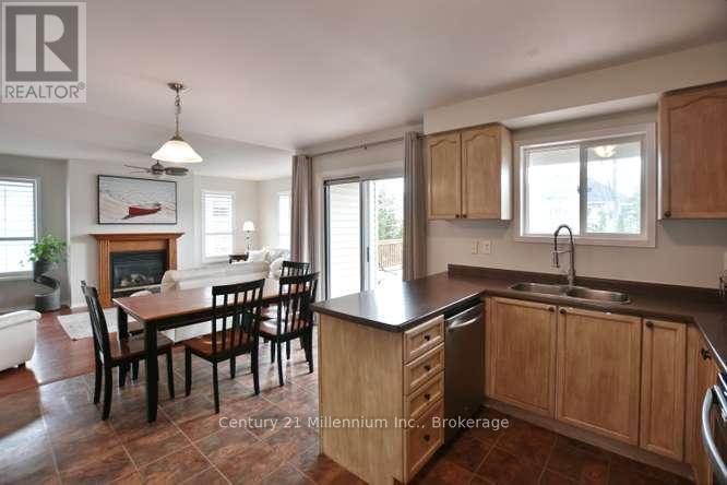 114 Silver Birch Avenue, Wasaga Beach, Ontario  L9Z 1N2 - Photo 11 - S13047098