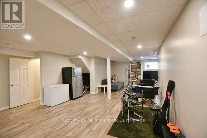 114 Silver Birch Avenue, Wasaga Beach, Ontario  L9Z 1N2 - Photo 33 - S13047098