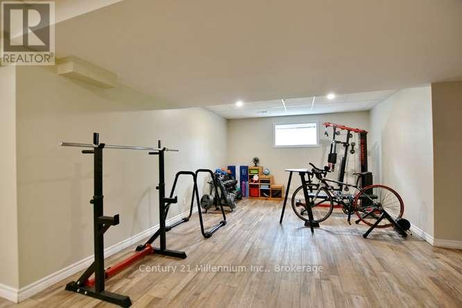 114 Silver Birch Avenue, Wasaga Beach, Ontario  L9Z 1N2 - Photo 34 - S13047098