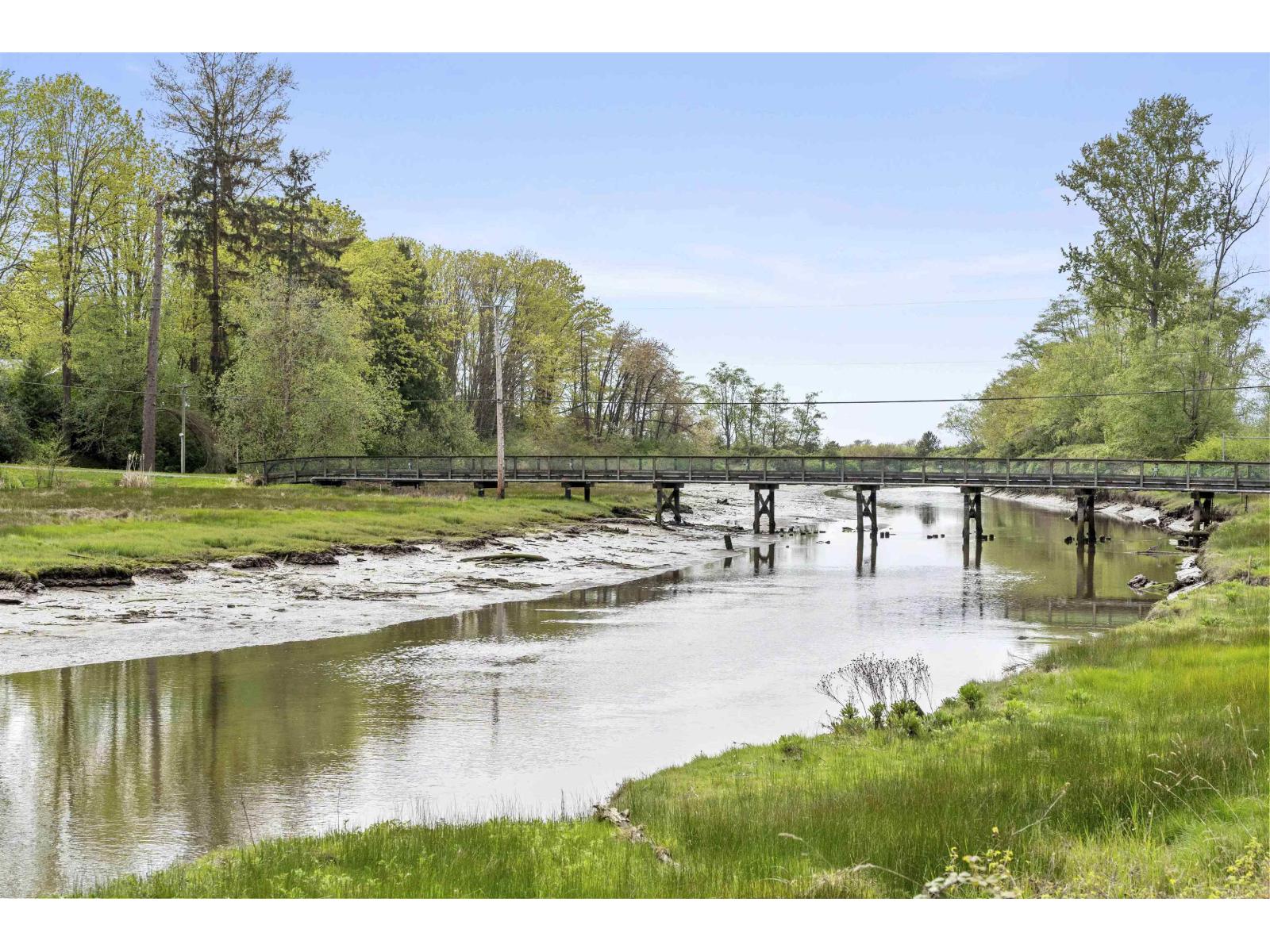 16071 8 Avenue, Surrey, British Columbia  V4A 1A1 - Photo 2 - R3115438