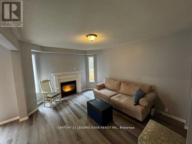 497 Nottingham Crescent, Oshawa, Ontario  L1K 2V6 - Photo 3 - E13046810