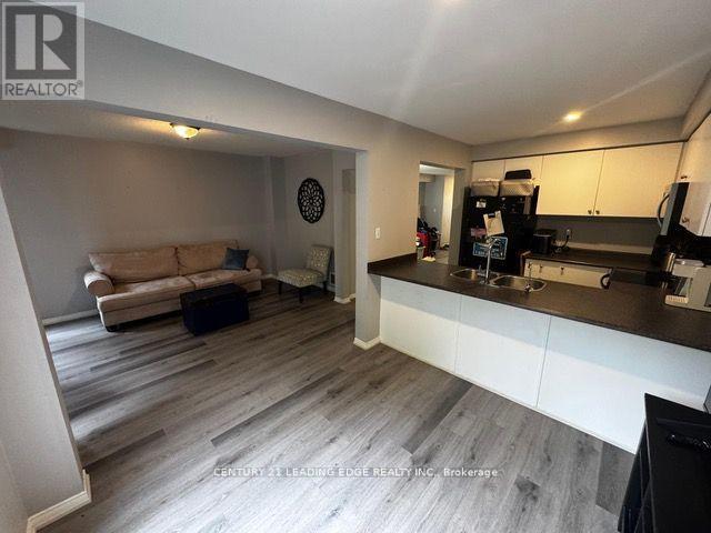 497 Nottingham Crescent, Oshawa, Ontario  L1K 2V6 - Photo 4 - E13046810