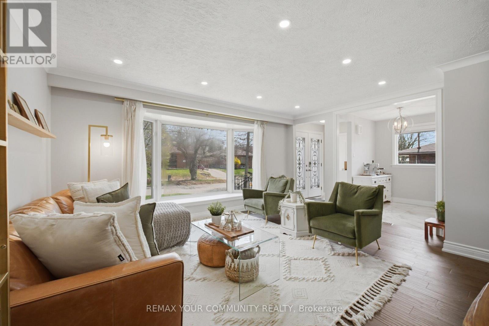 54 Applefield Drive, Toronto, Ontario  M1P 3X9 - Photo 17 - E13046944