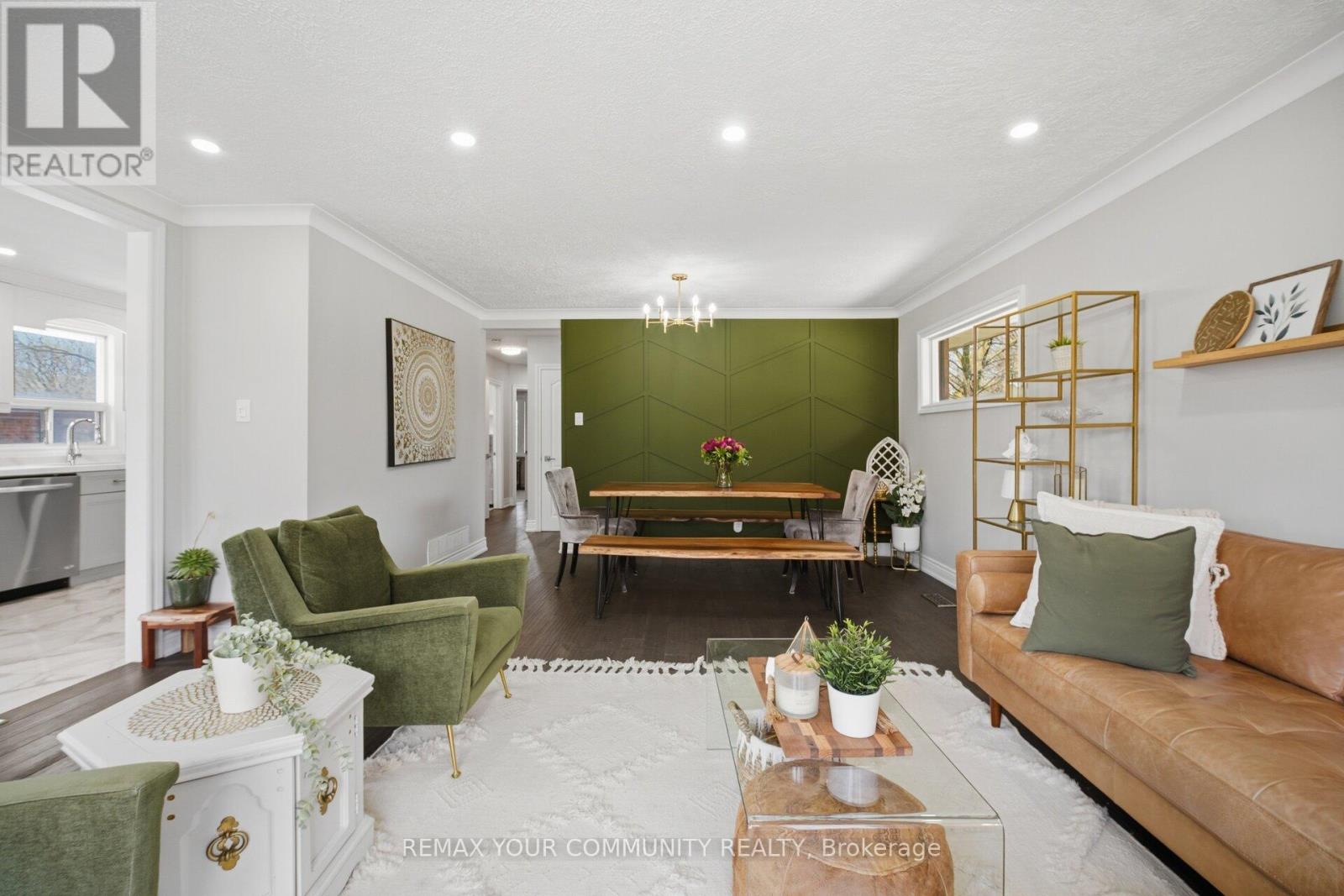 54 Applefield Drive, Toronto, Ontario  M1P 3X9 - Photo 18 - E13046944