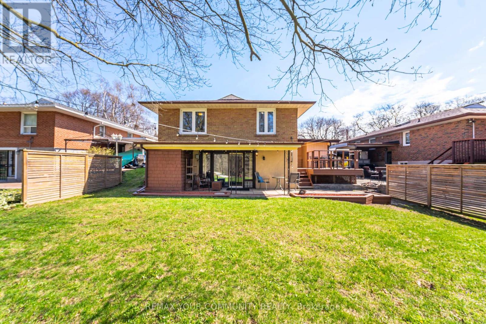 54 Applefield Drive, Toronto, Ontario  M1P 3X9 - Photo 46 - E13046944