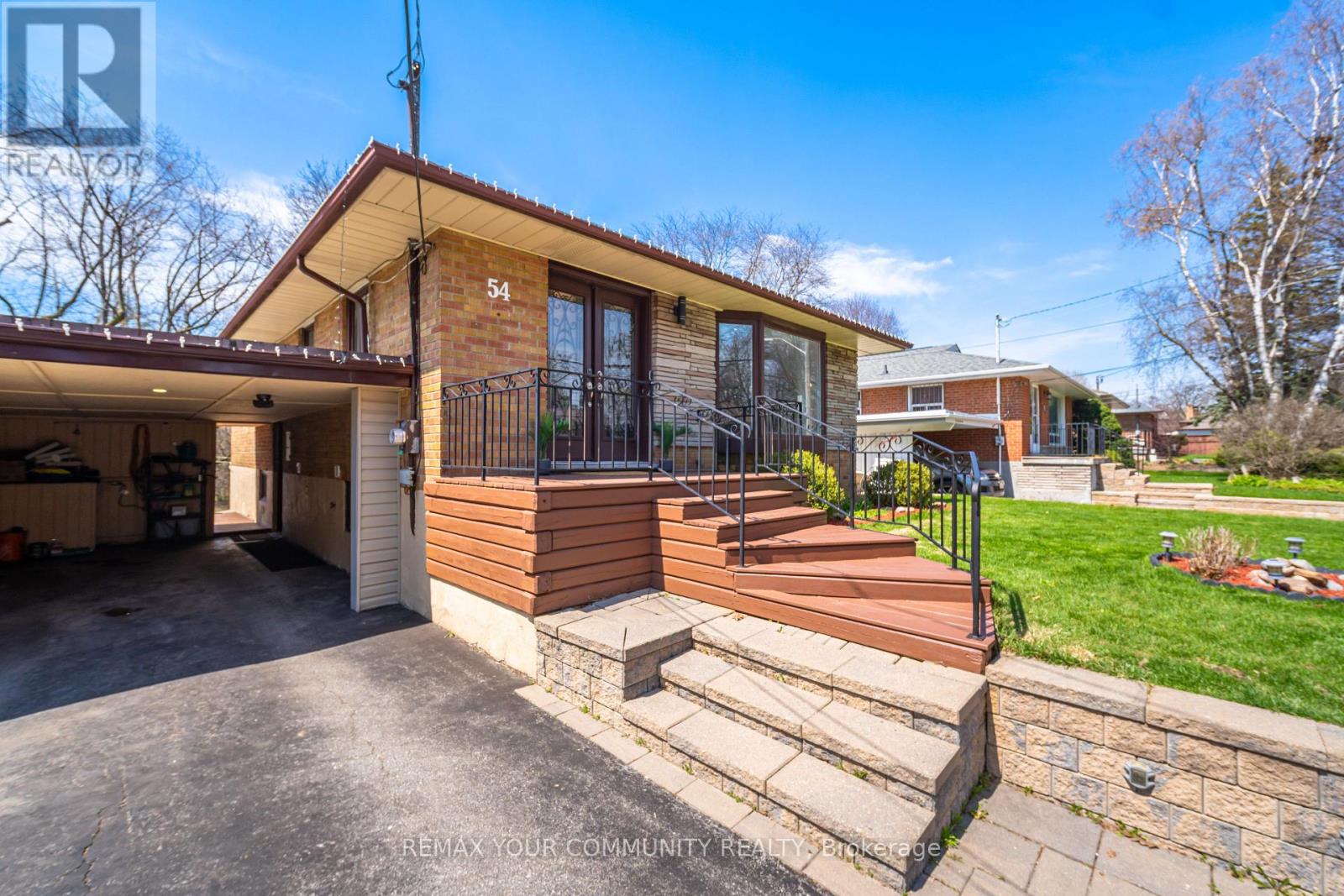 54 Applefield Drive, Toronto, Ontario  M1P 3X9 - Photo 5 - E13046944