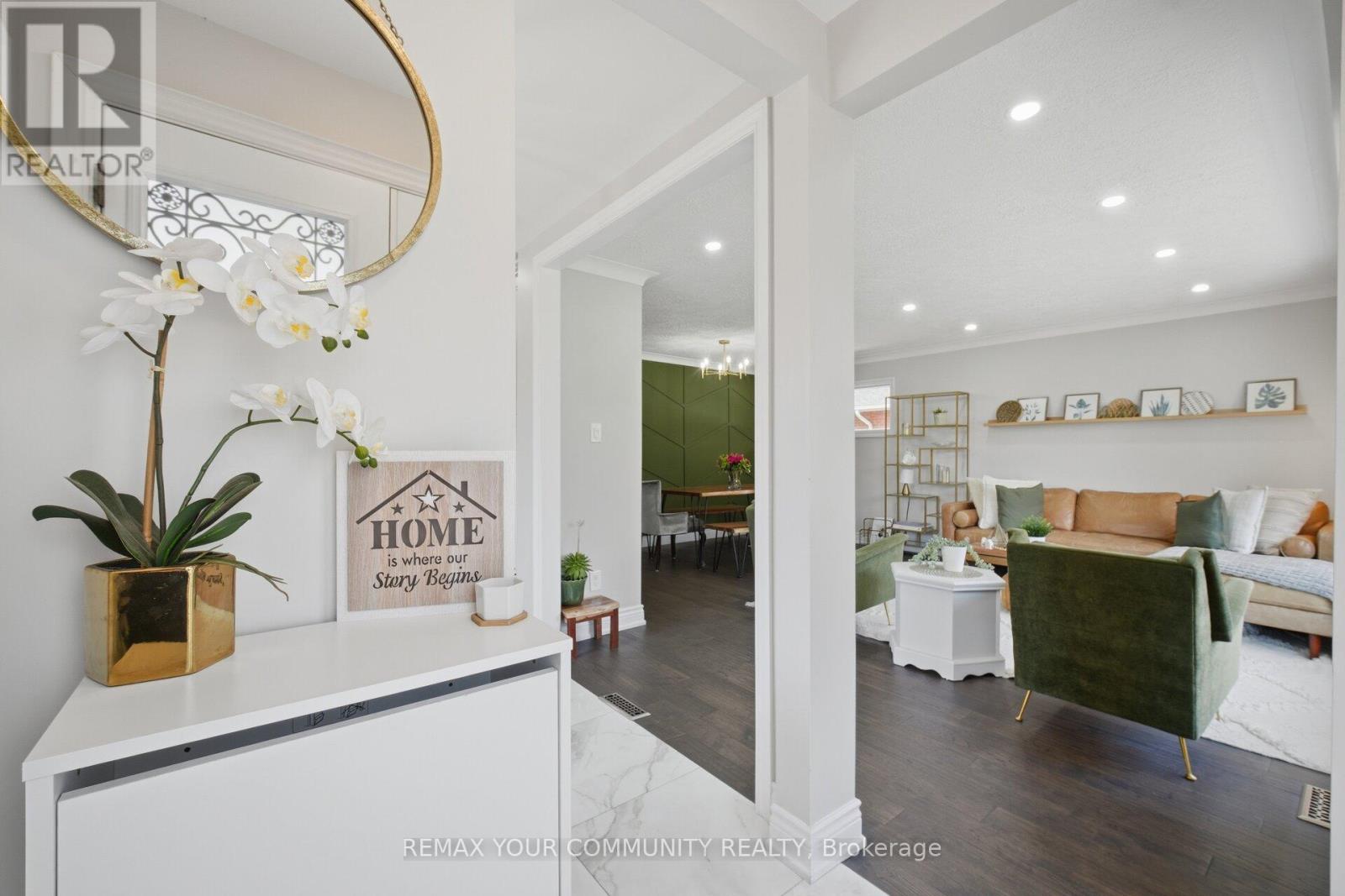 54 Applefield Drive, Toronto, Ontario  M1P 3X9 - Photo 9 - E13046944