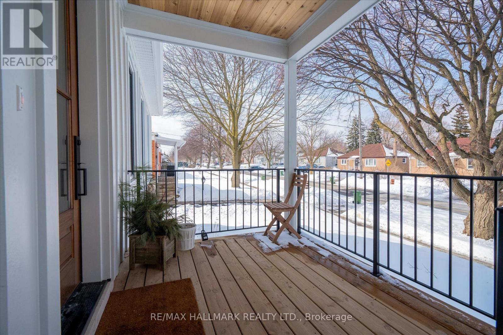 45 Boyce Avenue, Toronto, Ontario  M1J 1K4 - Photo 5 - E13046958