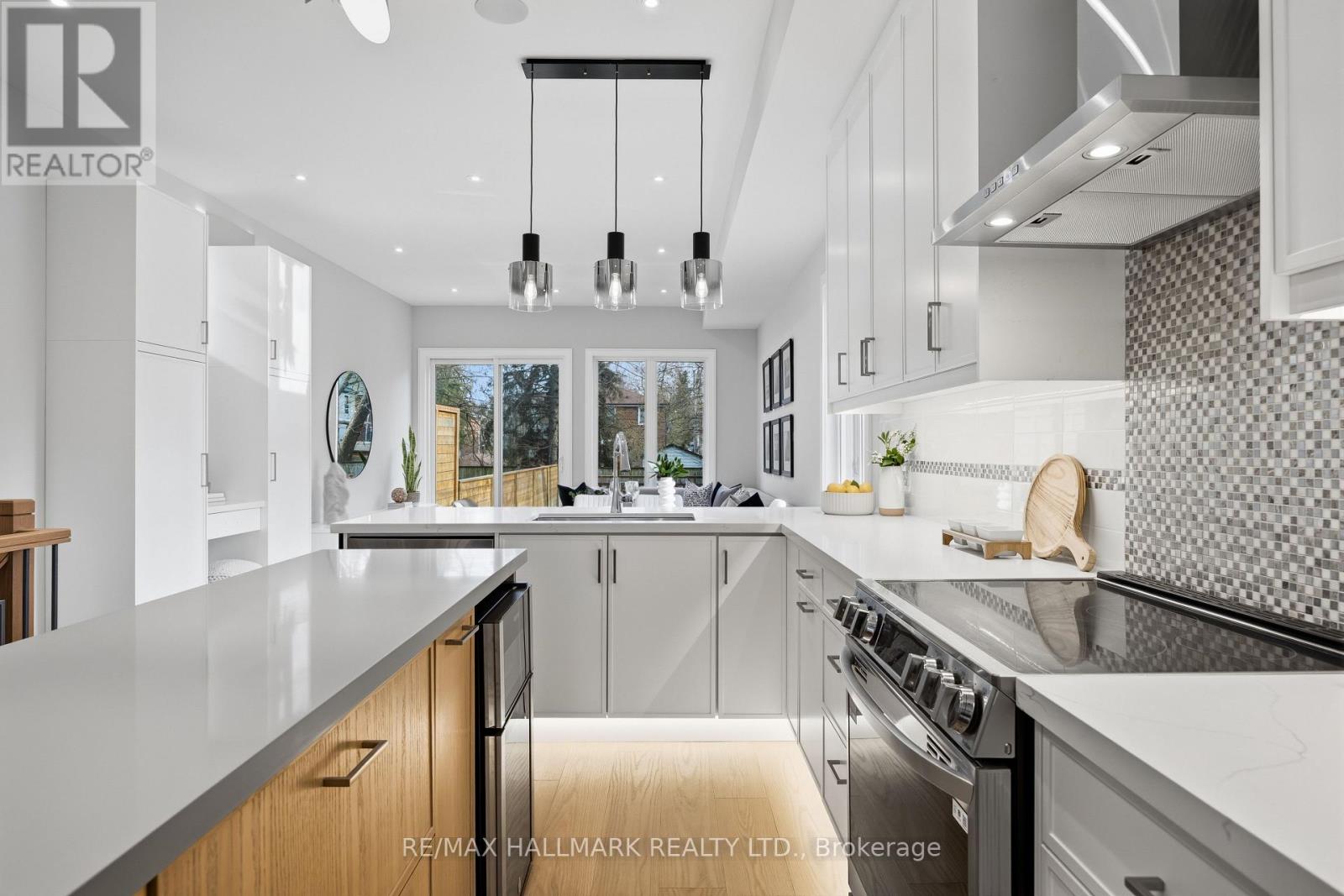 3a Linton Avenue, Toronto, Ontario  M1N 1W5 - Photo 14 - E13047034