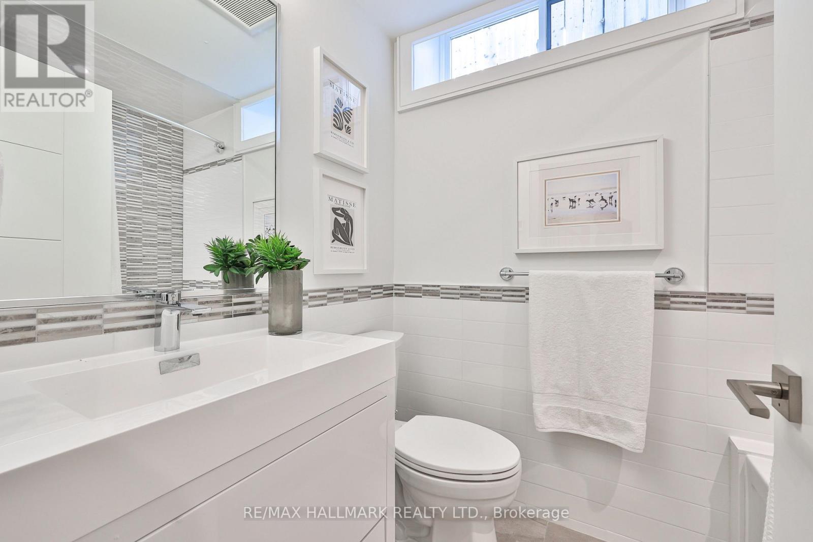 3a Linton Avenue, Toronto, Ontario  M1N 1W5 - Photo 45 - E13047034