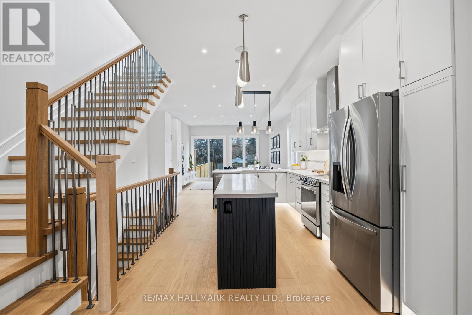 3a Linton Avenue, Toronto, Ontario  M1N 1W5 - Photo 8 - E13047034