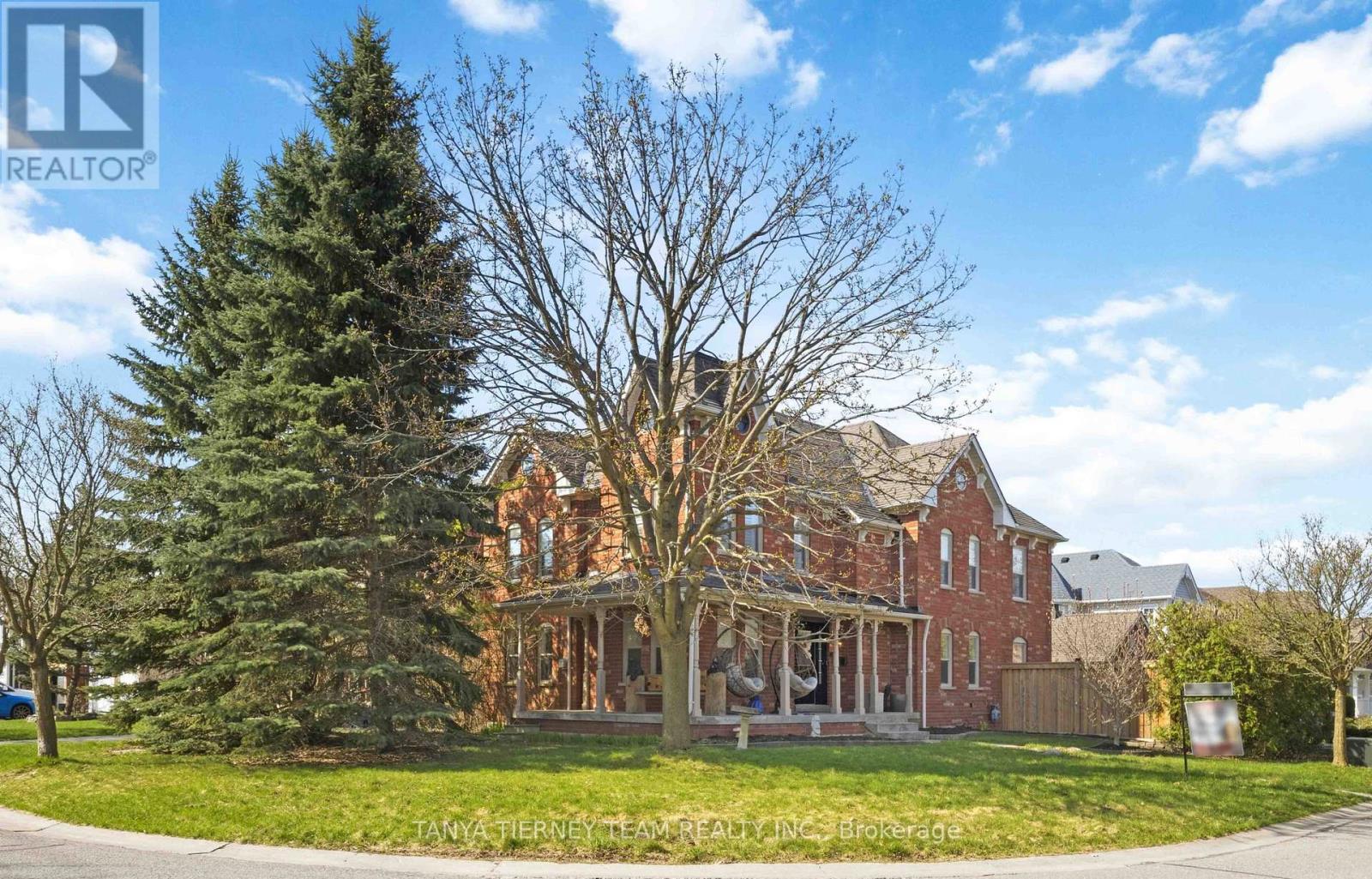 41 Zachary Place, Whitby, Ontario  L1M 1E1 - Photo 2 - E13047118