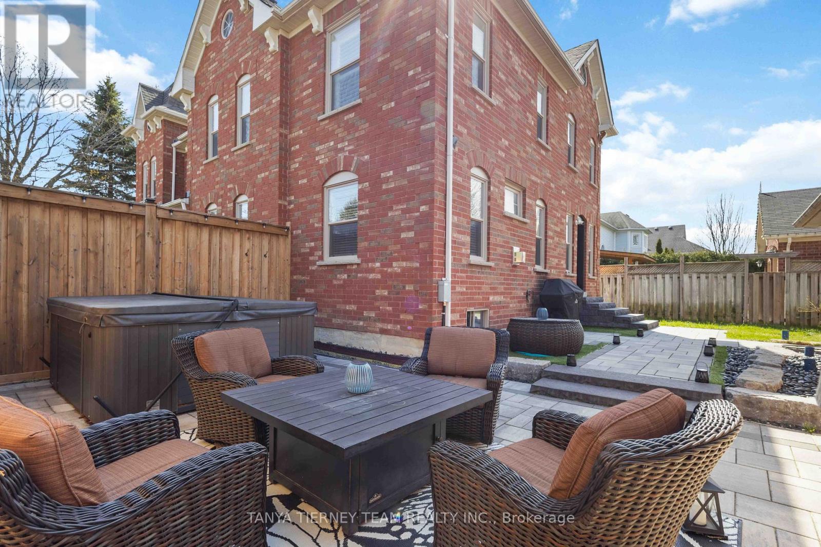 41 Zachary Place, Whitby, Ontario  L1M 1E1 - Photo 50 - E13047118