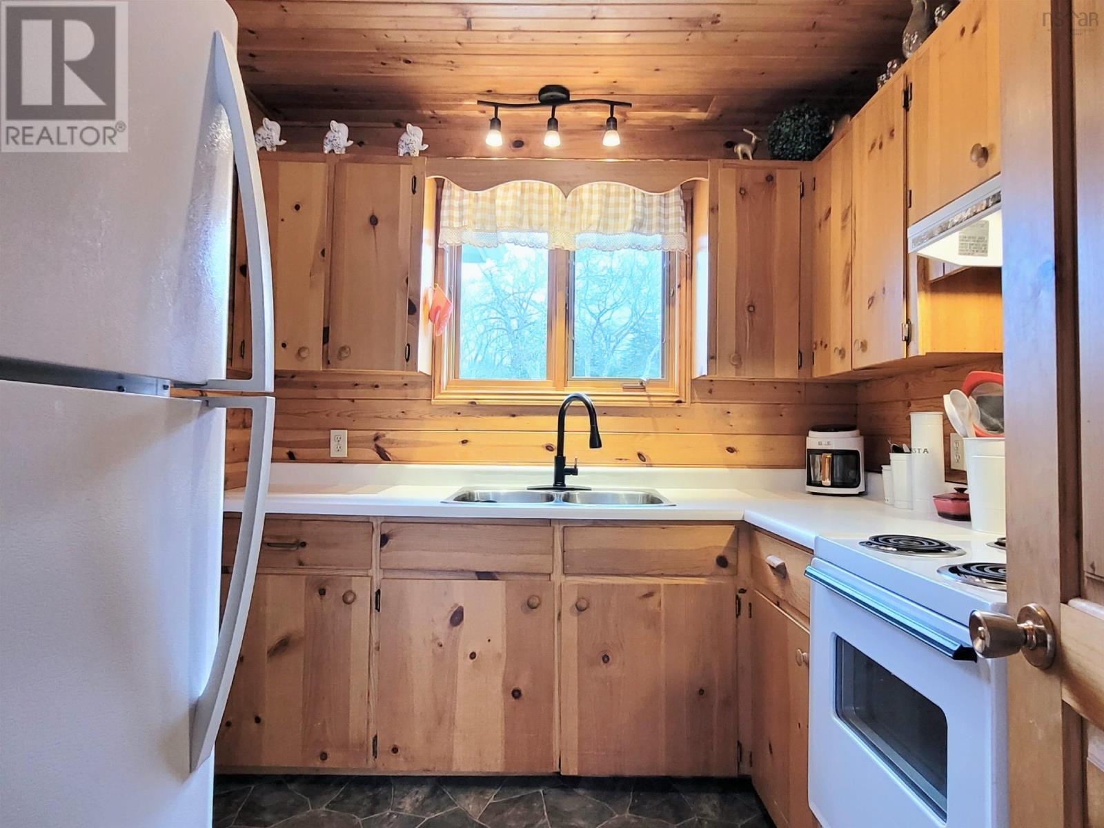 57 Somerset Drive, East Sable River, Nova Scotia  B0T 1V0 - Photo 17 - 202608690