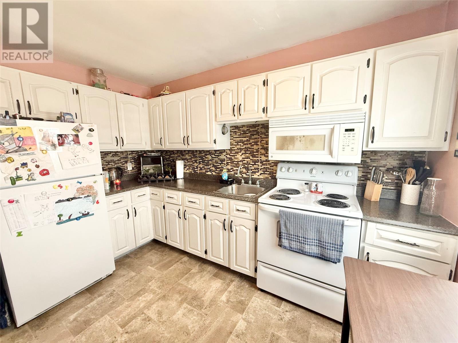 17 Tucker Place, Grand Falls-Windsor, Newfoundland & Labrador  A2A 2K8 - Photo 9 - 1296540