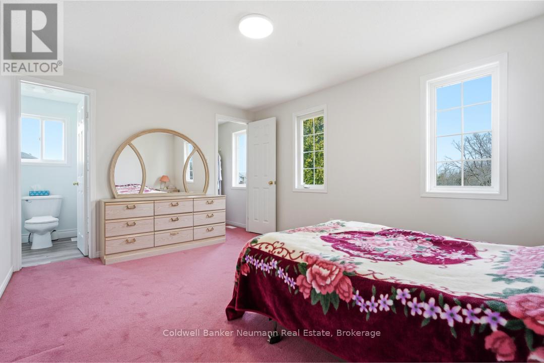 254 Silurian Drive, Guelph, Ontario  N1E 7B8 - Photo 11 - X13047004