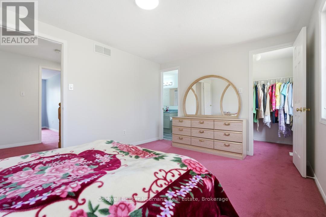 254 Silurian Drive, Guelph, Ontario  N1E 7B8 - Photo 12 - X13047004