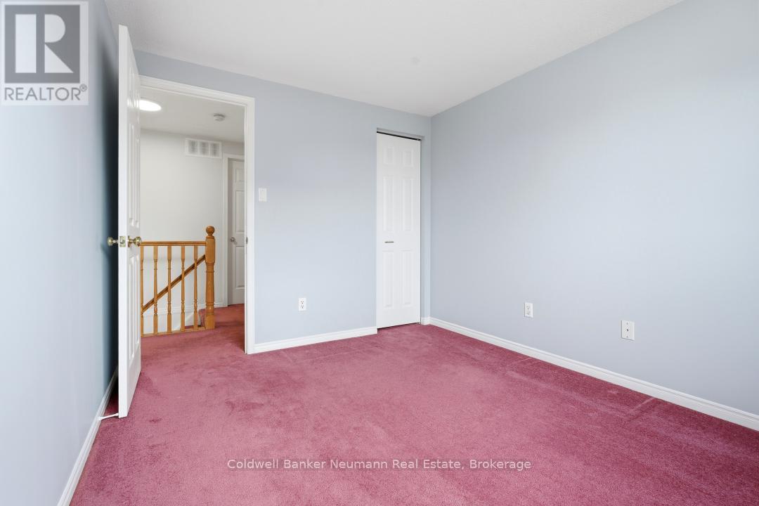 254 Silurian Drive, Guelph, Ontario  N1E 7B8 - Photo 18 - X13047004